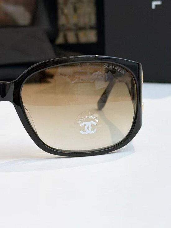 Chanel Oversized Square Sunglasses main image 8